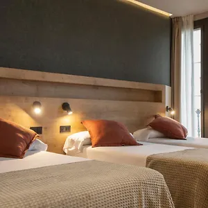 https://fontanella-by-bcn-urban-rooms.topbarcelonahotels.com